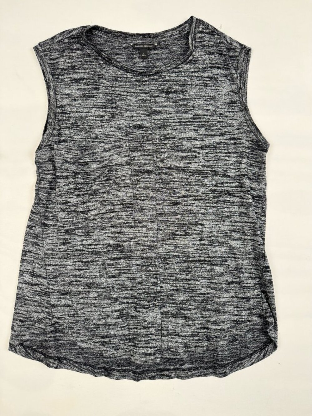 Banana Republic Muscle Tee Size L Charcoal Pocket